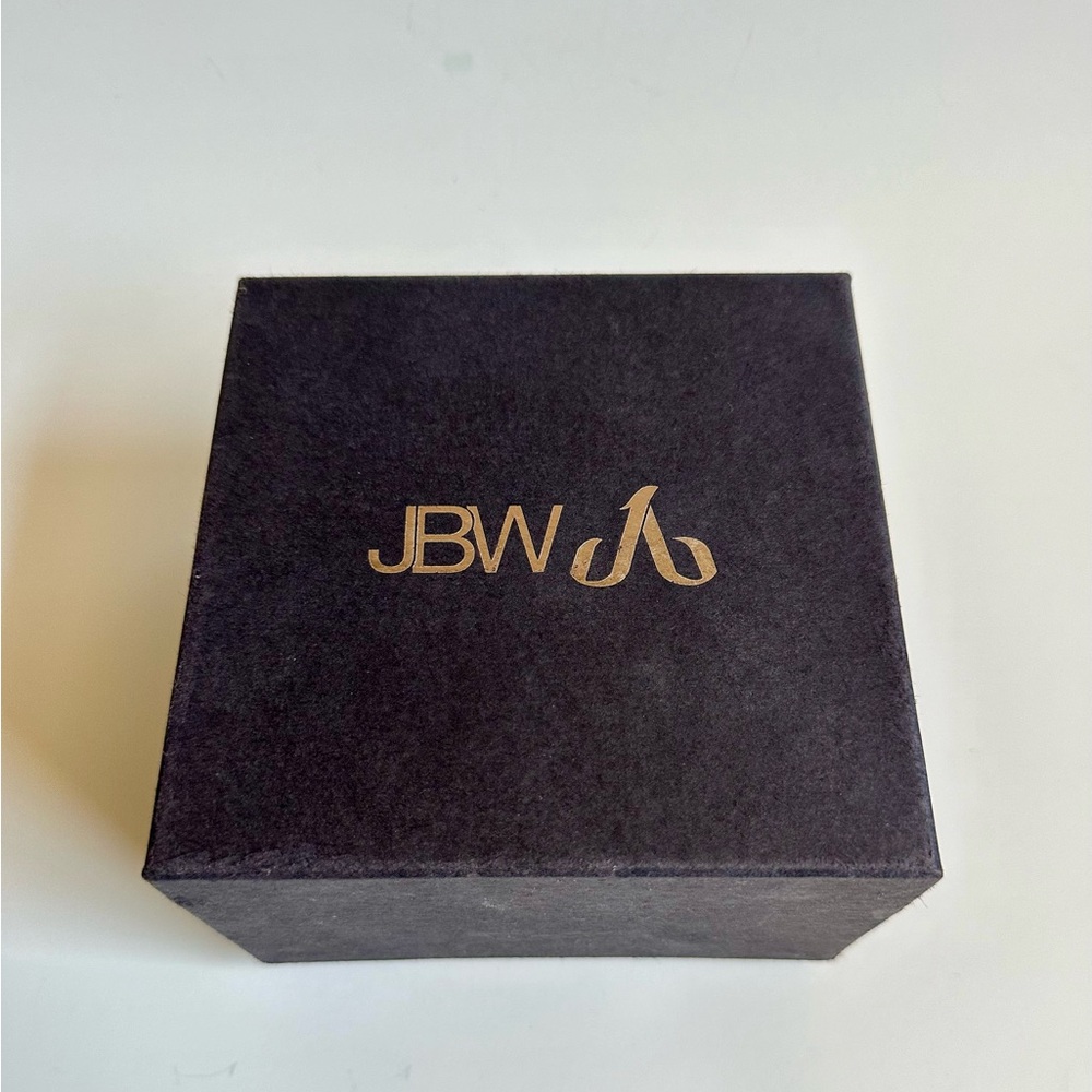 JBW Women’s Victory Sport Diamond Accented Gold Tone Silicon Strap - Picture 8 of 11